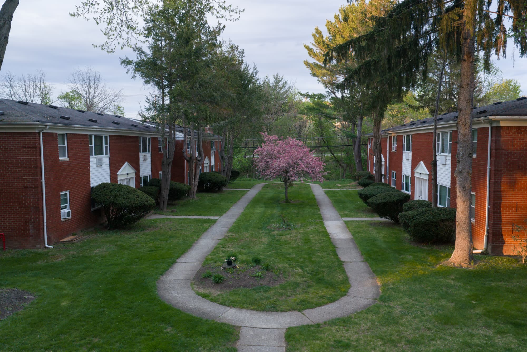 Manchester Gardens community grounds